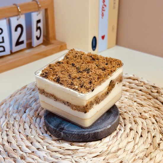 Salted Egg Pork Floss Cake 咸蛋黄肉松盒子